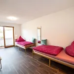Fewo Lauda Apartment *